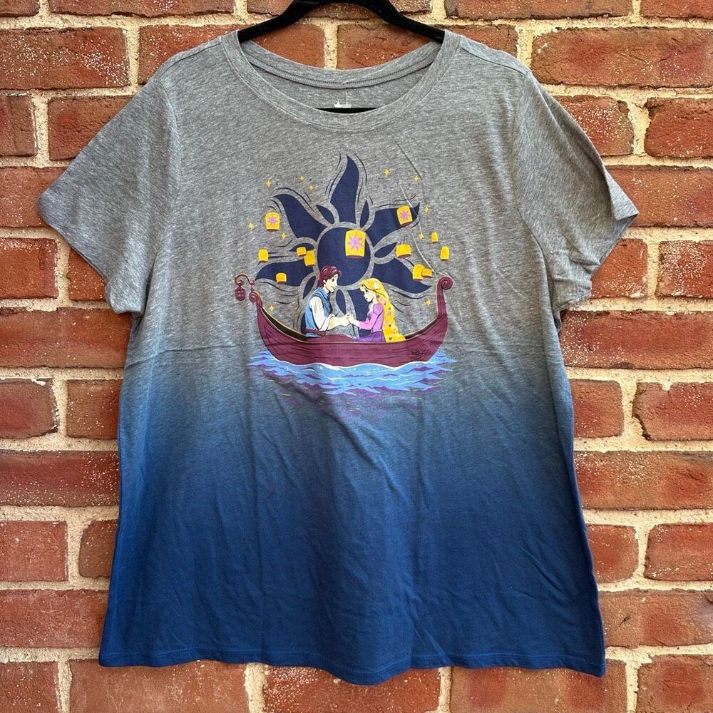 Torrid X Disney Princess Rapunzel Lantern Boat Ombre Graphic Tee 2X NEW